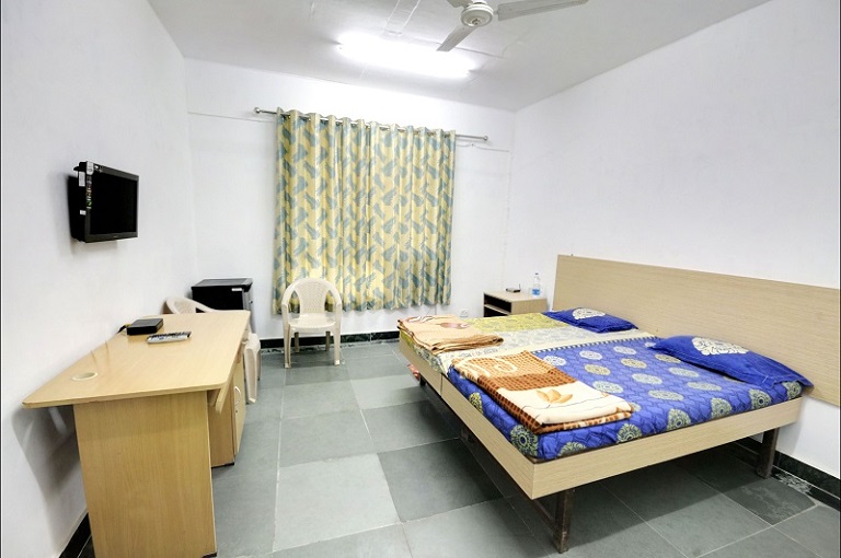 Hostel Room For Boys And Girls